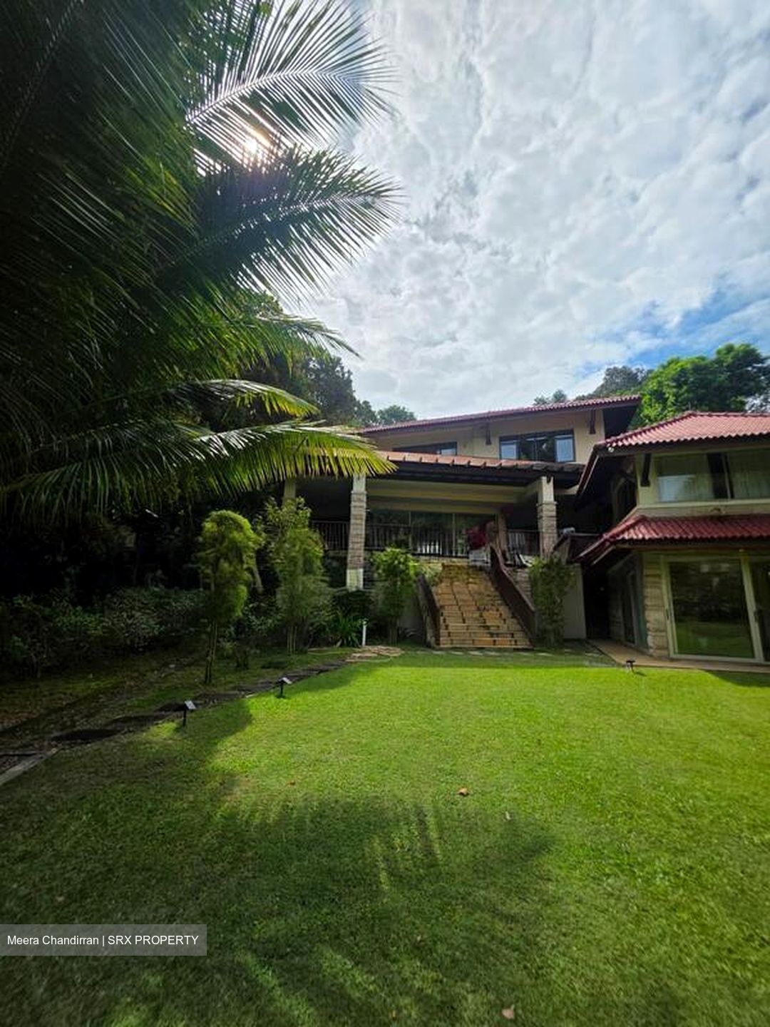 Ridout Road (D10), Detached #565980091
